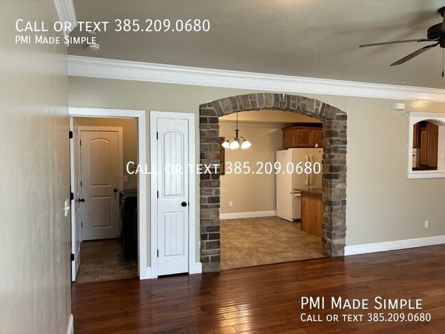 3689 E Rock Creek Rd Unit 1