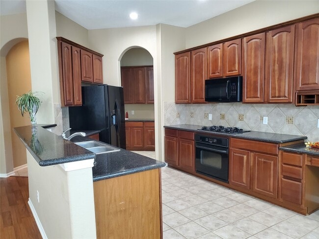 Photo - 3514 Apple Glove Dr