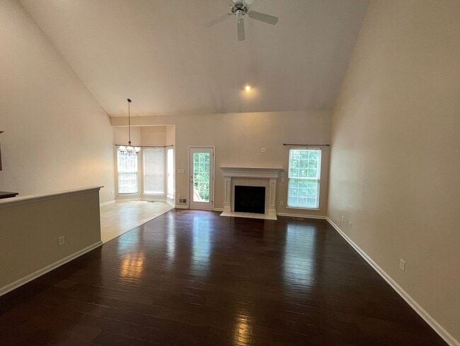 Photo - 321 Arlington Meadows Dr