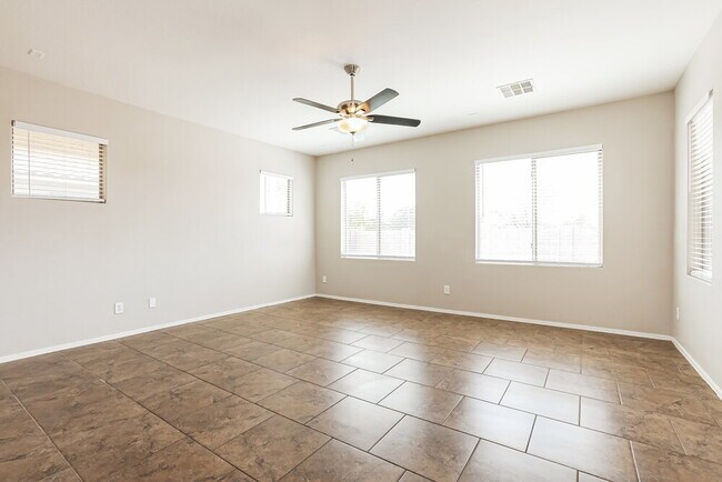 Photo - 38514 N Navarro Dr