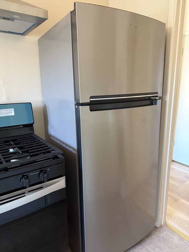 accesorios - 3143 Alma St