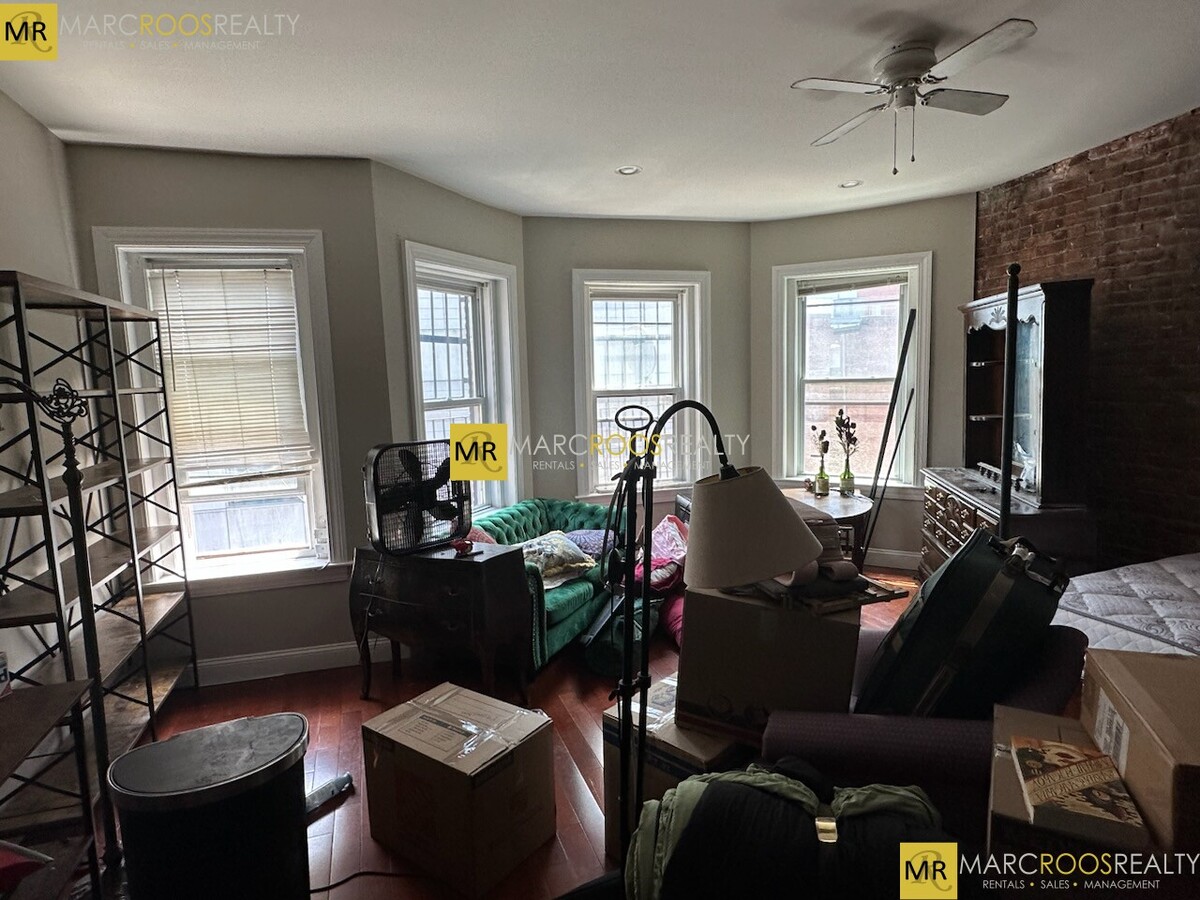Photo - 249 Newbury St Condo Unit 3R