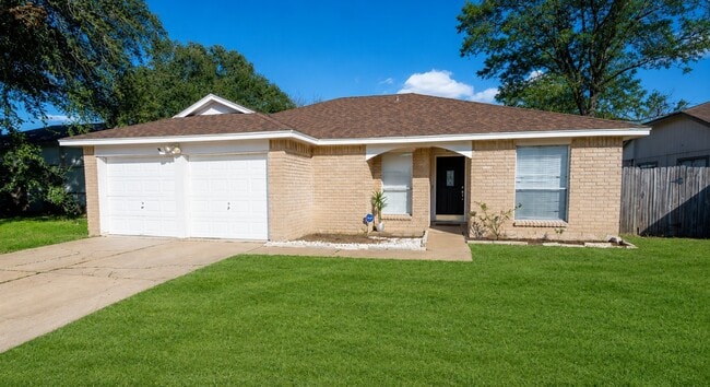 2022 Crosscoach Ln