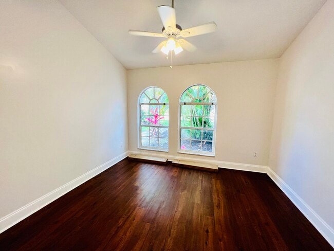 Photo - 2485 Stonegate Dr
