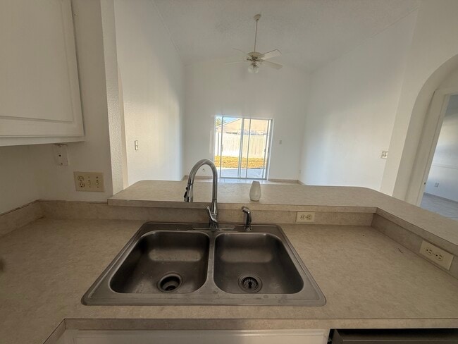 Kitchen - 8853 Lambert Ln