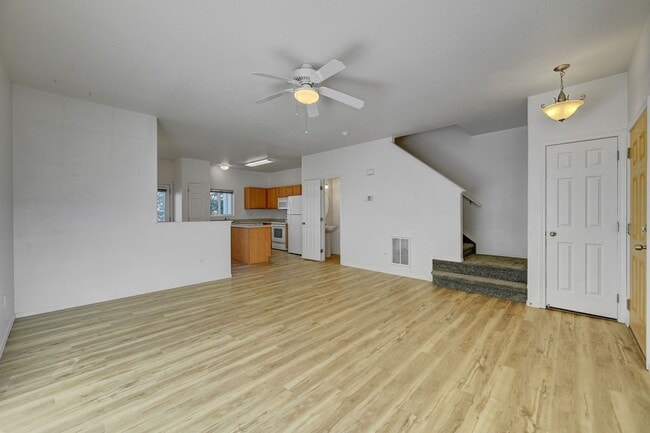 Photo - 10535 Country Park Point