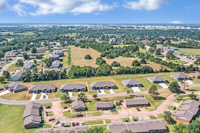 Photo - 1613 Timber Ridge Dr