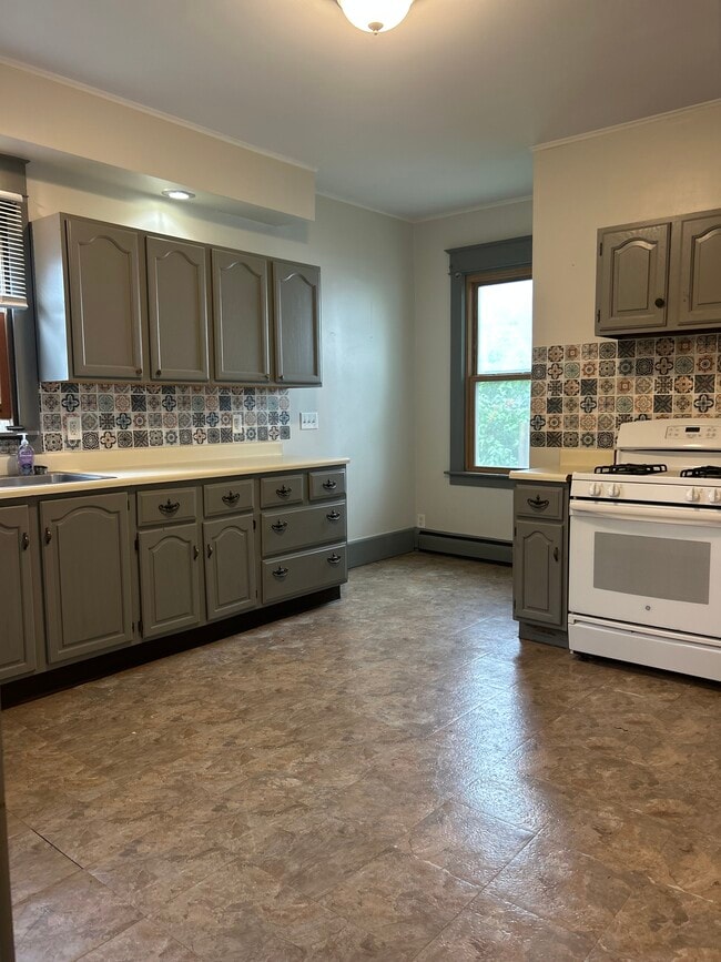 Photo - 1525 11th Ave