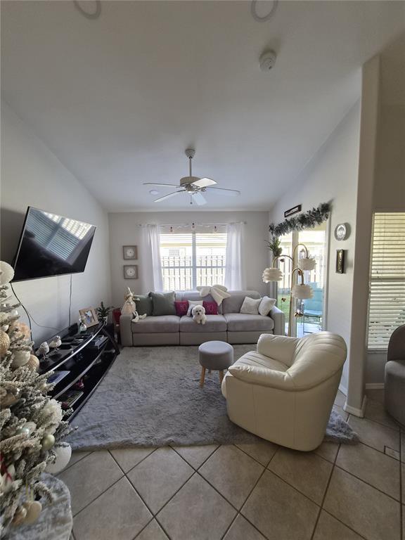 Photo - 658 Green Valley Rd