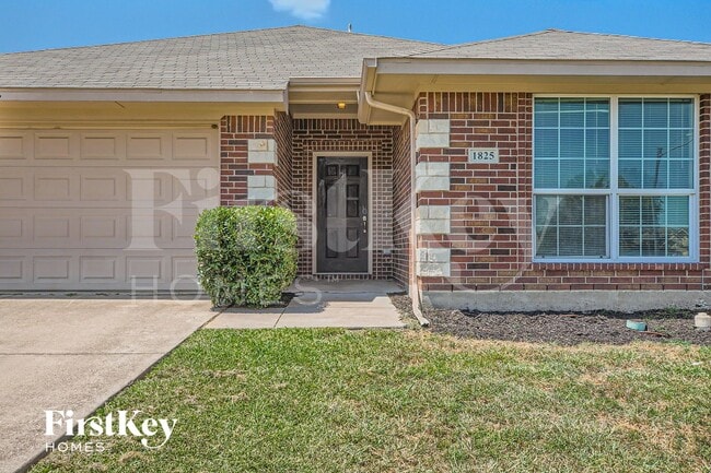 Photo - 1825 Ridgecrest Dr