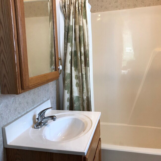 Photo - 130 Walnut St