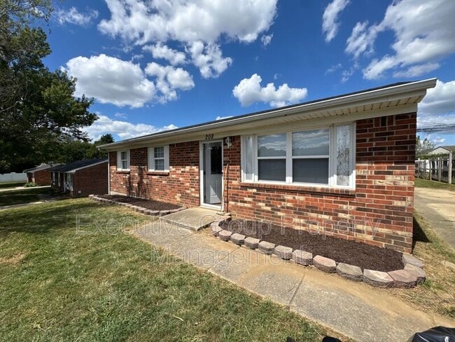 Photo - 208 Diecks Dr House