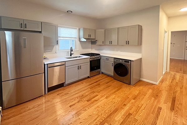 Building Photo - 152 Brown St Unit #1R Rental