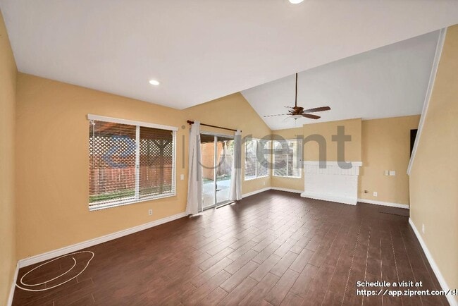 Photo - 16285 Barbee St