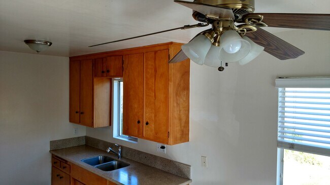 231 Grand Ave Unit 5