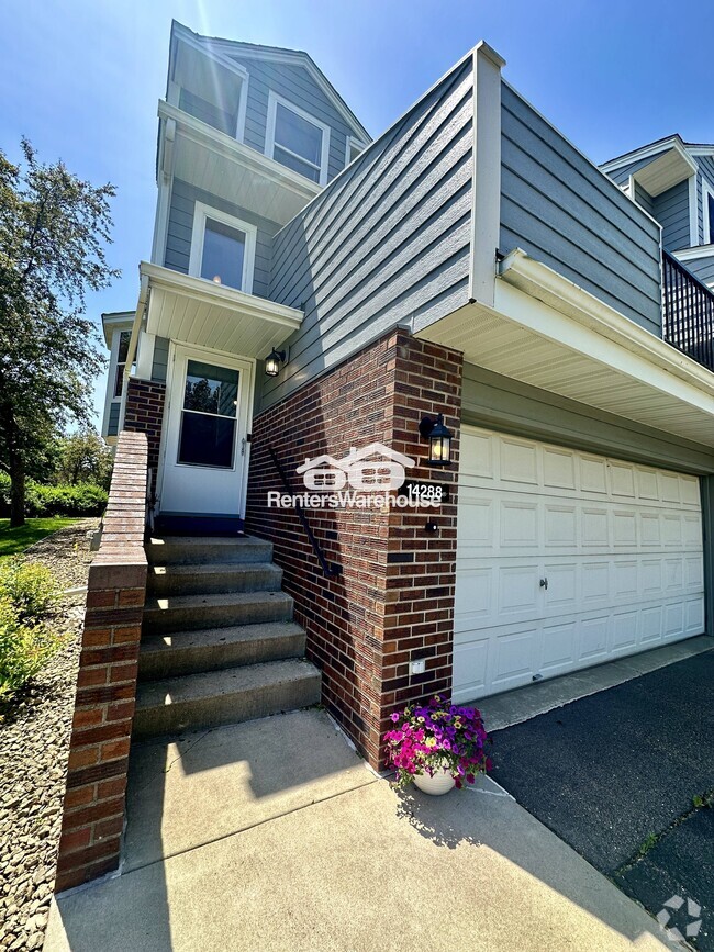 Building Photo - 14288 Estates Ave Rental