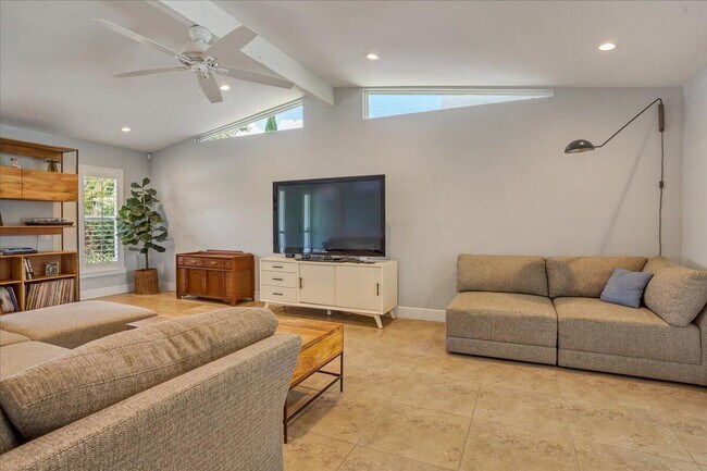 Photo - 1110 SW 15th St