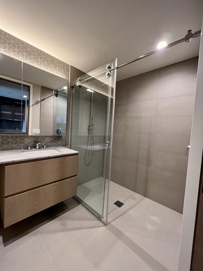 Photo - 1000 Auahi St