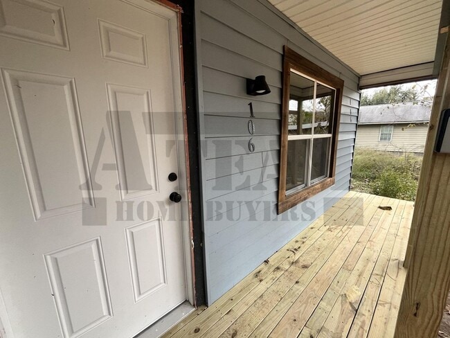 Photo - Beautifully updated 3-bedroom, 2-bathroom