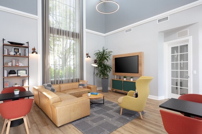 Photo - Bridgepointe