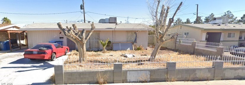 Photo - 910 Magnolia Ave