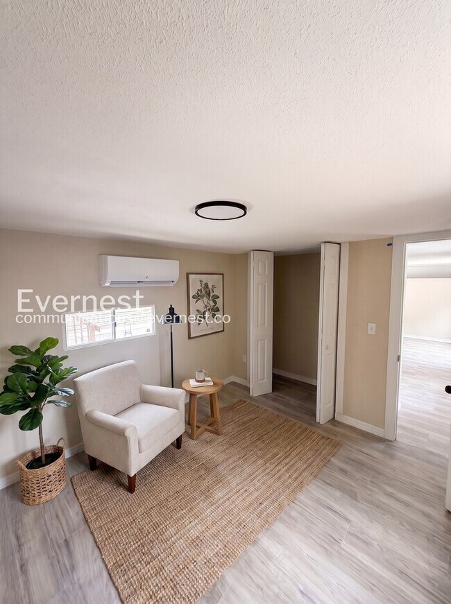5680 28th St N Unit 2