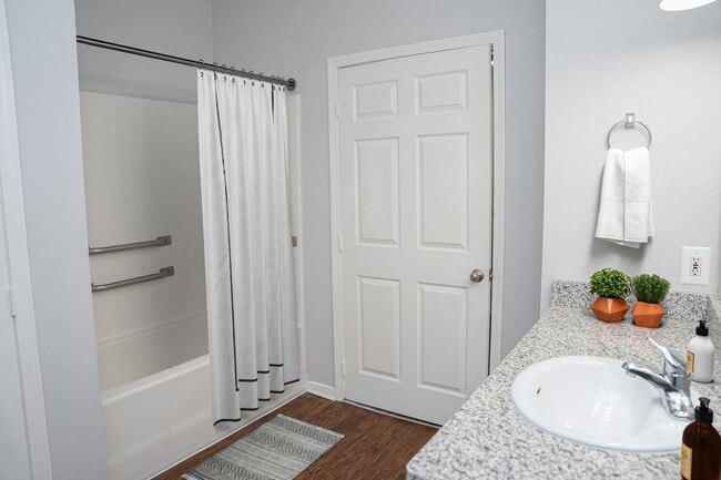 South Bluffs Apartments