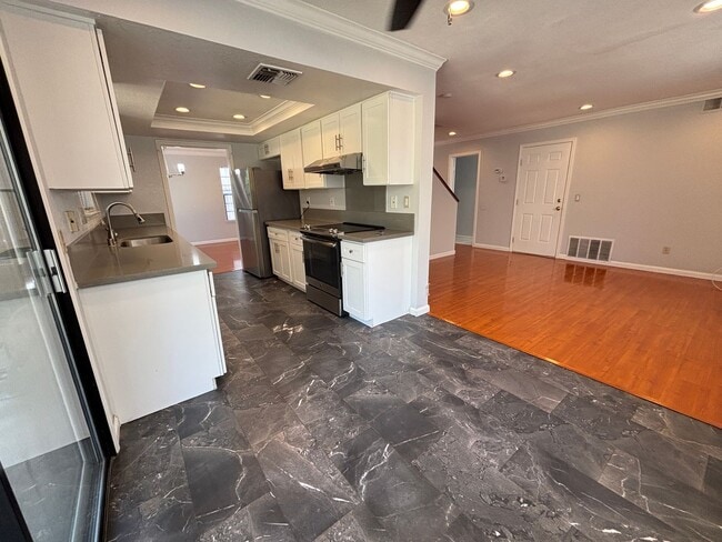 8837 La Margarita Way