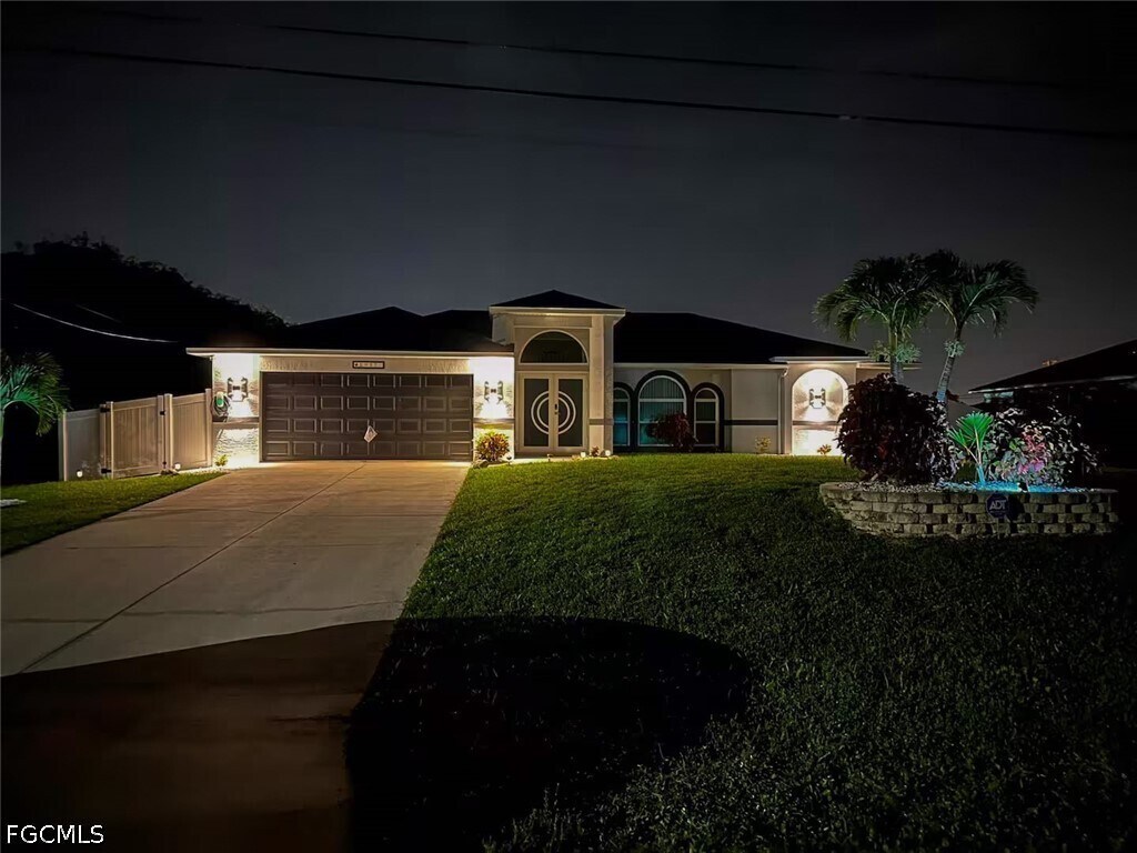 Photo - 2937 SW 8th Pl