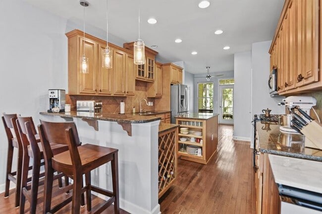 Photo - 100 Fair Sailing Rd