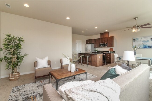 Photo - 6989 134th Ct SE