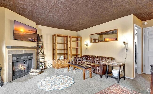 Building Photo - 3061 Lois Dr Unit #604 Rental