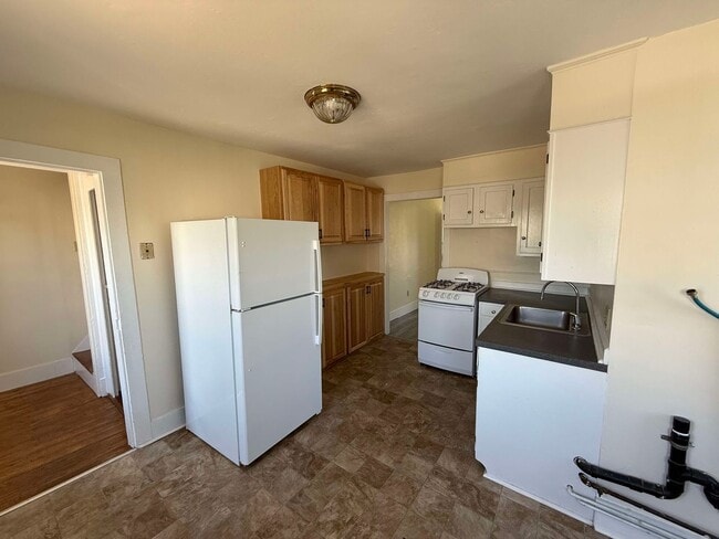 Building Photo - 2 Charles Street Unit 300-243 Rental