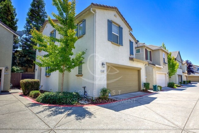 Building Photo - West Roseville, 4 bd 2.5 bth