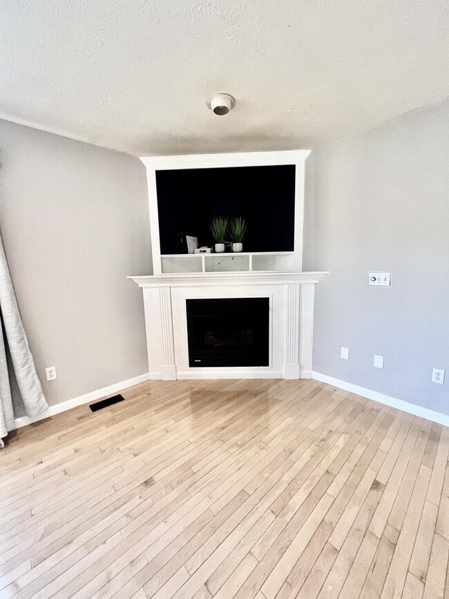 Photo - 229 Palisades Dr