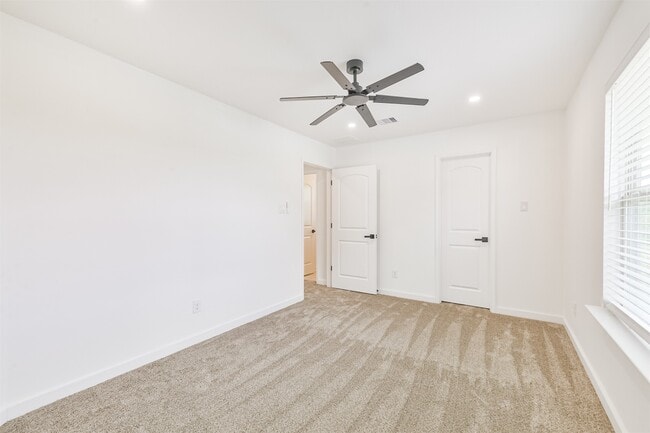 Photo - 15203 Lake Powell Dr