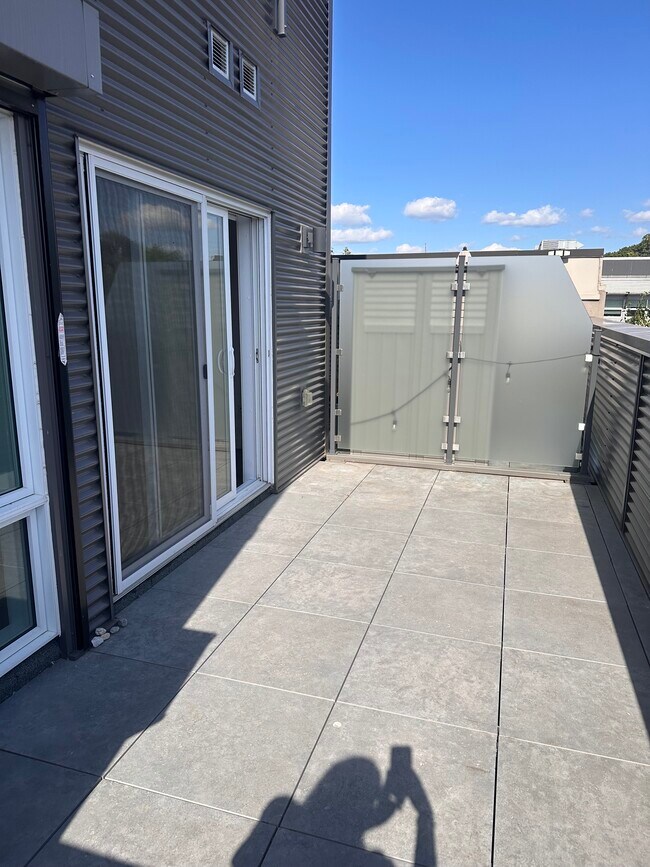 Photo - 386 Richmond Rd Unit 201