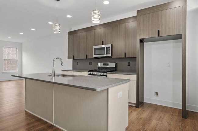 Photo - 2845 Summers Pl