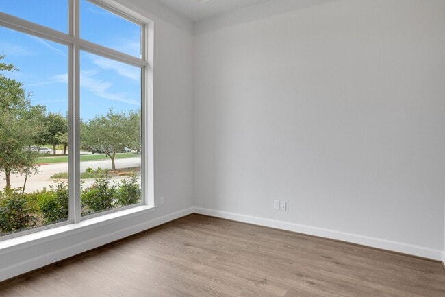 Photo - 8546 Burdekin Rd