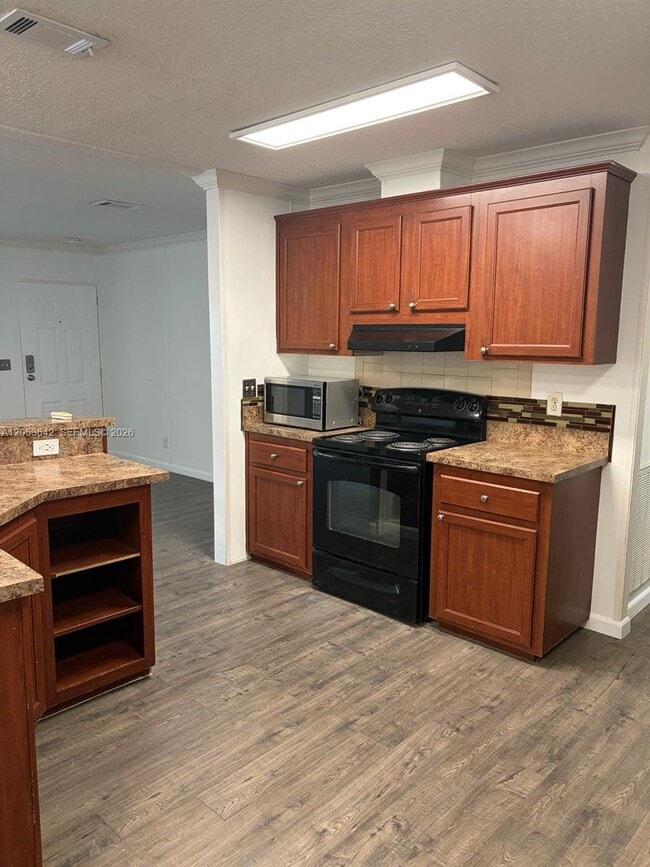 390 NW 134th Ave