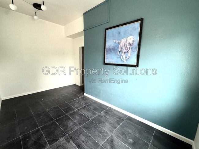 Building Photo - 401 14th St NW Unit 8