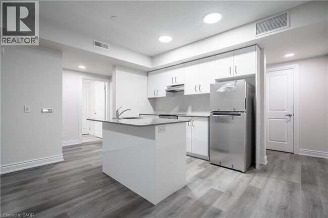 Photo - 259 King St E Unit 0A