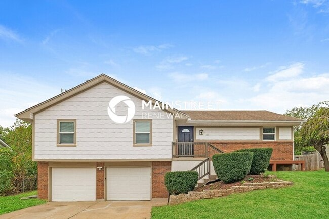 Building Photo - 3 Bedroom Pet-Friendly Home in Kansas City...