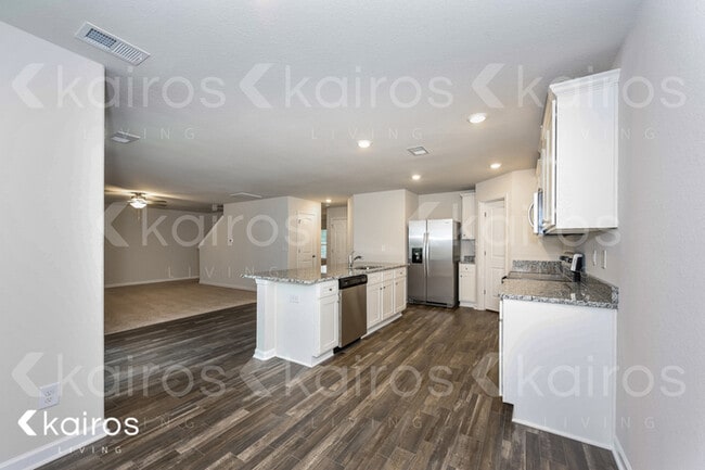 Photo - 607 Wild Tulip Ct