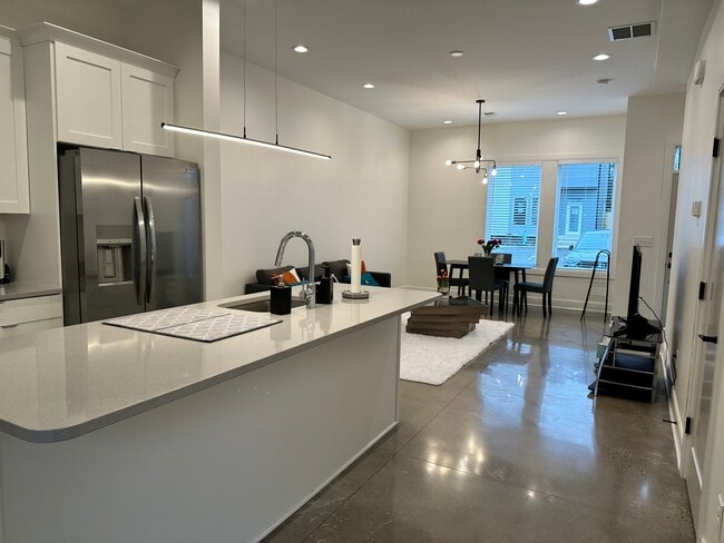 Photo - 1535 Yarra St