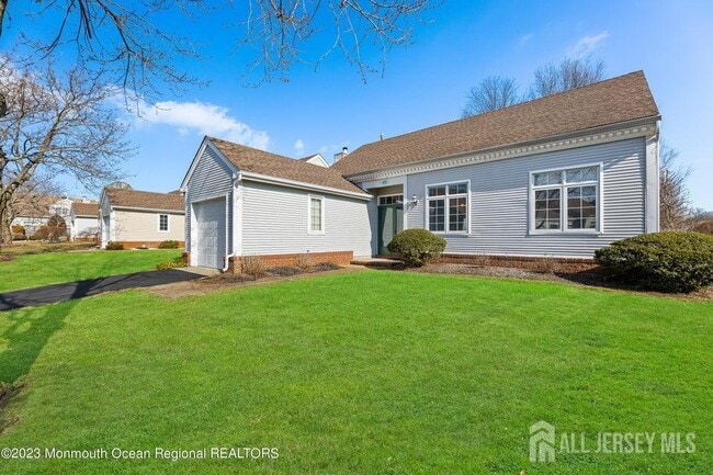 Photo - 48 Rutland Ln