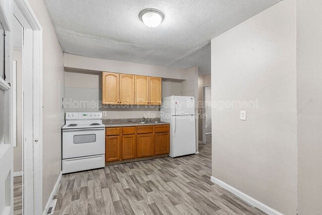 Photo - 10224 Lord Dr