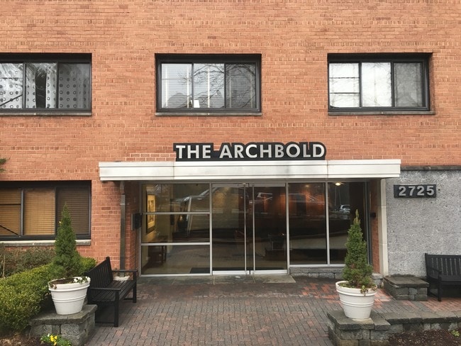 Entrance - 2725 39th St NW Unit 215