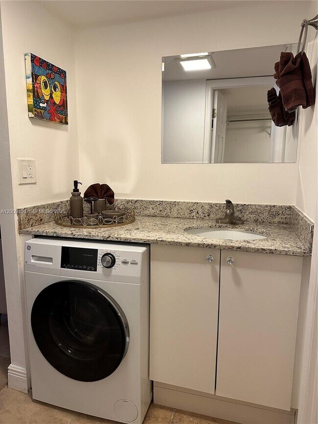 Photo - 6039 Collins Ave Unit # 1510