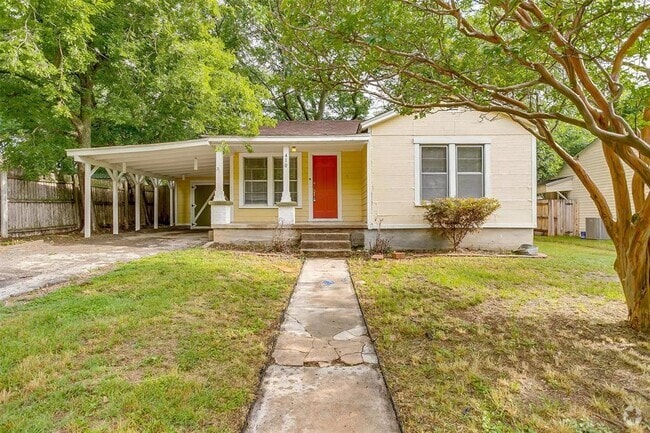 Building Photo - 410 McCarty St Rental